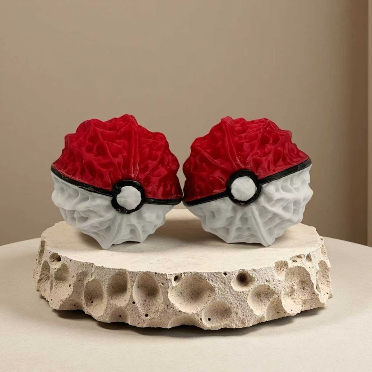 Pokemon Pokeball 3D Walnut Red - Pokeball Cosplay Prop ulasan dan harga